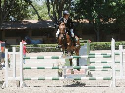 Salomón Chidan y “Chilli Pepper” impusieron condiciones ayer en el Guadalajara Jockey Club. EL INFORMADOR/G. Gallo