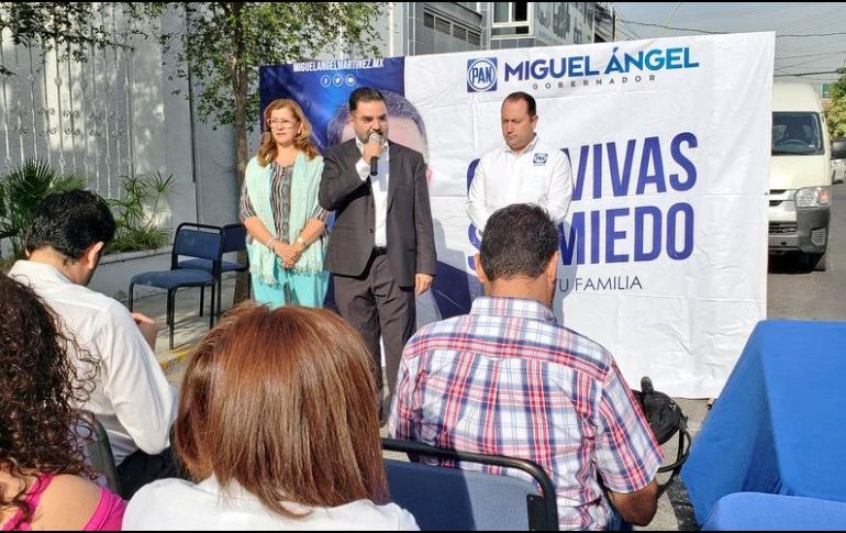El candidato señaló en rueda de prensa que está no es la primera ocasión que pasan por una situación similar. TWITTER / @MiguelAngelME_