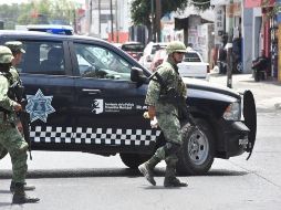  En el operativo participaron elementos de la Comisaría de la Policía de Guadalajara, Protección Civil y Bomberos de Guadalajara, la Fiscalía General del Estado (FGE) y la Secretaría de la Defensa Nacional. ESPECIAL/ Policía de Guadalajara