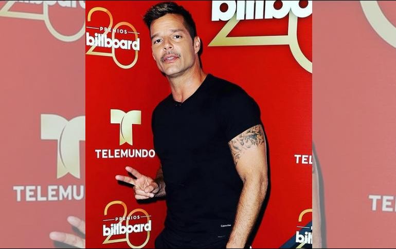 Ricky Martin posó junto a Carlos Vives y su esposa durante el Festival de la Leyenda Vallenata. INSTAGRAM / ricky_martin