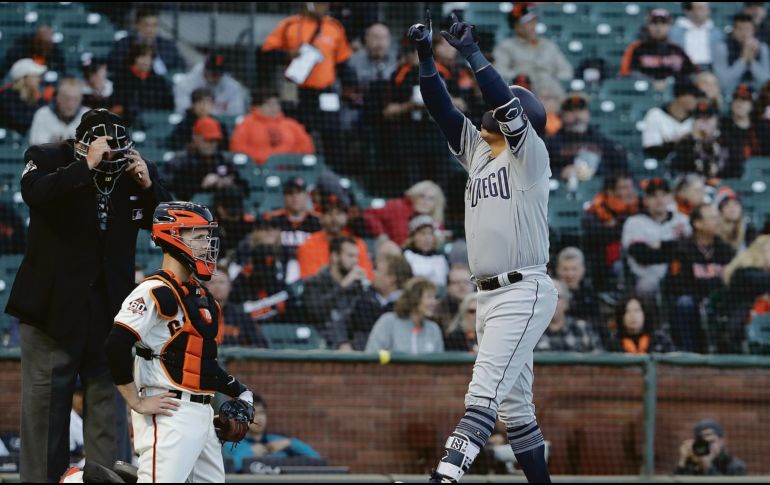 Christian Villanueva. El tercera base mexicano acumula ya nueve cuadrangulares en lo que va de la temporada. AP