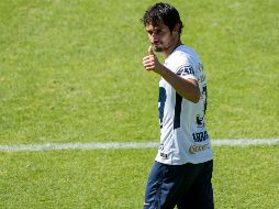 En un video difundido en redes se aprecia el momento en que el español realiza el gesto antes de entrar al vestidor en Ciudad Universitaria. MEXSPORT / ARCHIVO