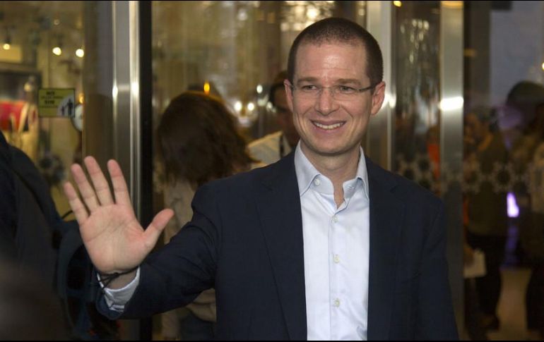 El candidato por la coalición Por México al Frente también felicitó a los periodistas en el marco del Día de la Libertad de Expresión. NTX / ARCHIVO