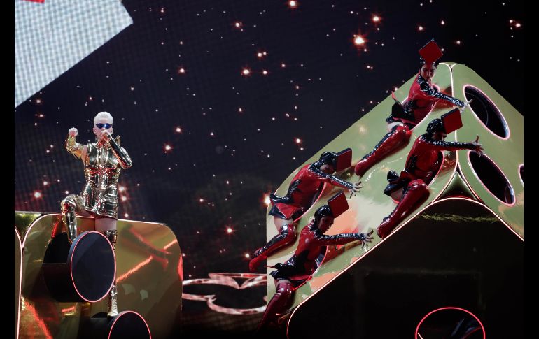 La artista pidió a sus fans que le ayudaran con algunas palabras ya que no conocía muy bien el idioma. SUN / Luis Cortés