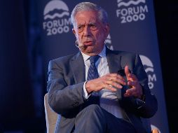 El escritor culpa al presidente de EU, Donald Trump de ''haber trabajado muchísimo por López Obrador'', que se ha convertido, dijo, en ''el abanderado'' de demagogias cuya gestión podría llevar a México 