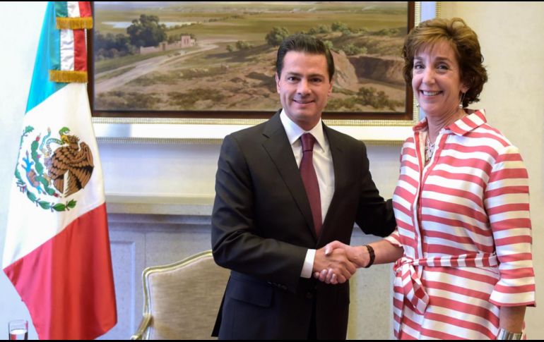 En mayo de 2016 llegó a México la primera mujer en dirigir la embajada estadounidense. NTX / Presidencia