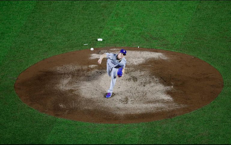 Walker Buehler abrió el juego y se mantuvo seis entradas en la lomita, en las cuales propinó ocho ponches. AP/E. Verdugo
