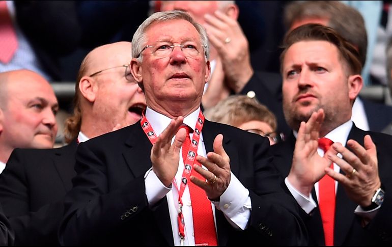Ferguson es considerado un emblema del Manchester United, pues lo dirigió de 1986 a 2013, periodo en el que lograron 38 títulos en diferentes competencias. AFP / ARCHIVO