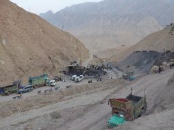 Según la Federación Central de Trabajadores de Minas de Pakistán, entre 100 y 200 mineros mueren en promedio cada año en accidentes registrados en yacimientos de carbón. EFE/ J. Taraqai