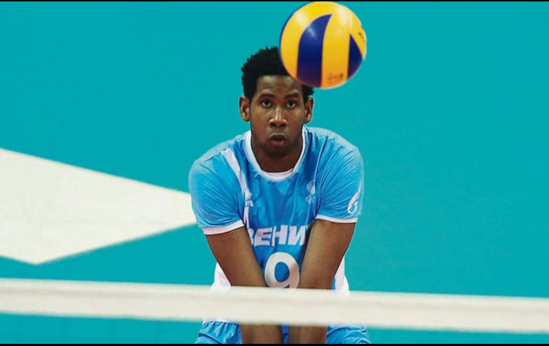 León, cubano de 25 años, llegó al Zenit de Kazán en 2014, equipo con el que ha conseguido cinco títulos consecutivos de la Súper Liga rusa de voleibol. ESPECIAL/Zenit de Kazán