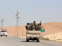 Entre los fallecidos se encuentran dos oficiales; informan que algunos cadáveres están carbonizados. AP/ARCHIVO