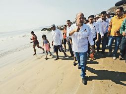 Enrique Alfaro visitó Cihuatlán y Punta Pérula, en La Huerta. ESPECIAL