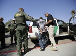 El procurador general de EU, Jeff Sessions, reveló las nuevas medidas migratorias acordadas junto con los Departamentos de Justicia y Seguridad Interna en un enfoque de tolerancia cero para las personas que cruzan de forma ilegal. AP / ARCHIVO