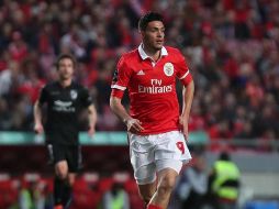 De acuerdo al diario luso ''A Bola'', las Águilas planean una renovación de plantilla donde el canterano americanista no sería contemplado. ESPECIAL / slbenfica.pt