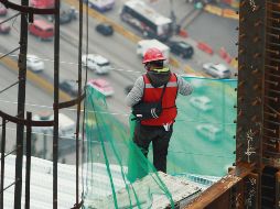 Constructores esperan la asignación del presupuesto para trabajar con el Gobierno en obra pública. EL INFORMADOR/Archivo