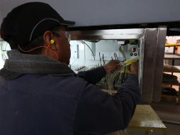 Por sectores de actividad económica, las industrias manufactureras se incrementaron 3.4% y la construcción 0.1%; mientras que la minería descendió 6.5 por ciento. EL INFORMADOR / ARCHIVO