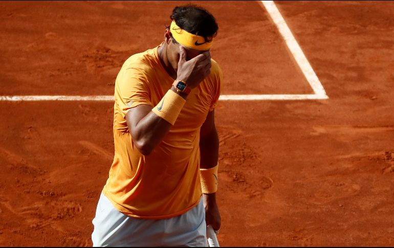 Con este resultado, el español perderá su número uno en el ranking de la ATP, que será tomado por el suizo Roger Federer. EFE /