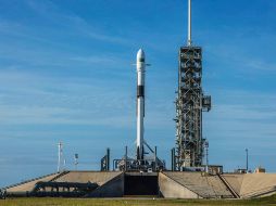 Se espera que el Falcon 9 Block 5 sea capaz de realizar 10 vuelos con la mínima necesidad de reparaciones. AP / SpaceX