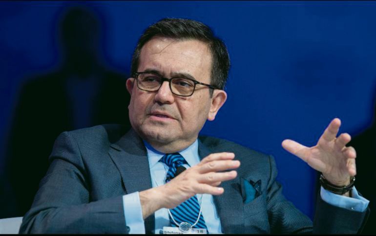 Ildefonso Guajardo, secretario de Economía de México, continúa discutiendo el pacto. EFE