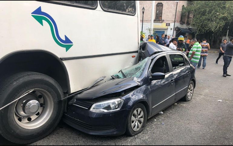 En la unidad de la Cruz Roja del Parque Morelos, dos de las víctimas son valoradas como graves y las otras dos con lesiones regulares. ESPECIAL