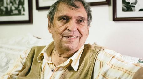 Cadenas es uno de los autores fundamentales de la lírica latinoamericana de los últimos años. EFE /