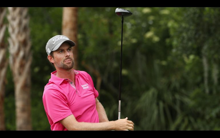 Simpson firmó una tarjeta acumulada de 270 golpes, 18 bajo par. AFP/J. Squire