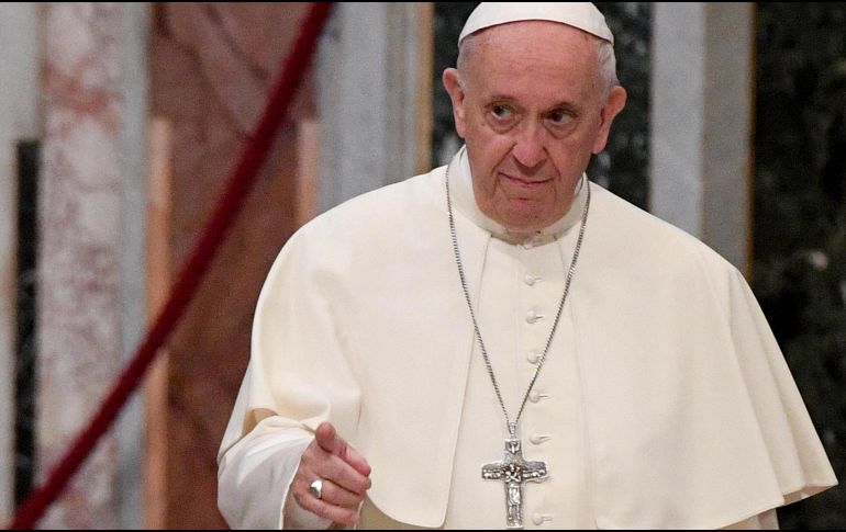 Instó a lograr que los jóvenes aterricen en el mundo real, sin destruir las cosas buenas que puede tener el mundo virtual.