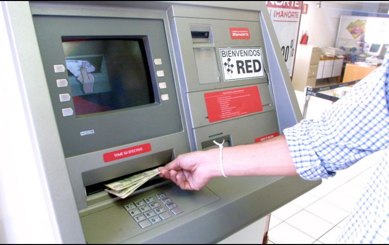 En caso de notar un saldo menor en su cuenta, es preciso informar inmediatamente al banco. EL INFORMADOR/Archivo