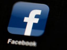 Facebook indica que además ofrece sugerencias sobre aspectos como la seguridad y el informe de contenido. AP / ARCHIVO