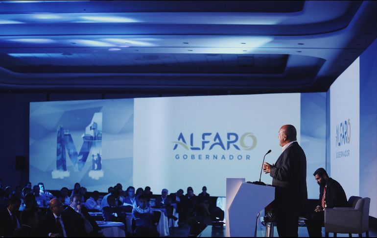 Alfaro propone a líderes de la Cámara Mexicana de la Industria de la Construcción (CMIC) una nueva relación de trabajo activa y que impulse los proyectos prioritarios del Estado. ESPECIAL