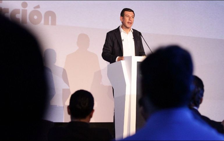 Castro Reynoso presentó sus proyectos en materia de infraestructura ante integrantes de la Cámara Mexicana de la Industria de la Construcción. ESPECIAL / PRI