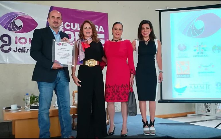 Del Toro asistió al foro 