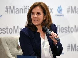 Margarita Zavala interrumpió sus palabras y pidió a sus asistentes que guardarán la calma. AFP / A. Estrella