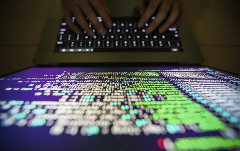 Los atacantes ya utilizan la Inteligencia Artificial y lenguaje máquina para llevar a cabo los delitos. EFE/ ARCHIVO