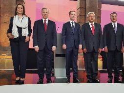 Los candidatos en el primer debate presidencial.