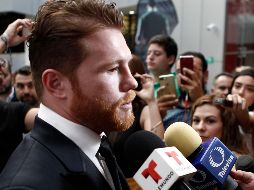Saúl “Canelo” Álvarez se mostró satisfecho luego de firmar contrato con la agencia antidopaje WADA. EL INFORMADOR / A. Camacho