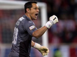 Rodolfo Cota dejó el Guadalajara para irse como nuevo jugador de los Esmeraldas de León. MEXSPORT / ARCHIVO