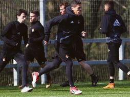 Héctor Moreno. El seleccionado mexicano presenta lesiones en gemelo interno y sóleo de la pierna izquierda. TWITTER/@hectormorenoh