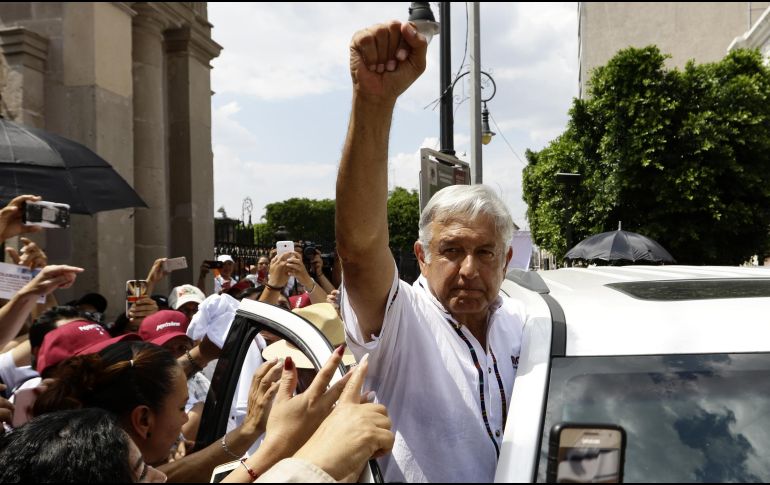 Andrés Manuel aseguró que  trabajará para que exista una democracia sindical en el gremio magisterial. NOTIMEX/A. Monroy