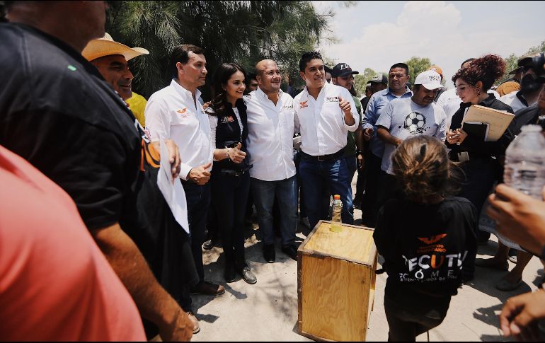 Enrique Alfaro realizó un recorrido en la delegación de Betulia, en Lagos de Moreno. Cortesía / MC Jalisco