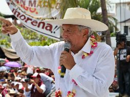 López encabezó un mitin junto a sus candidatos al Senado, Nestora Salgado, ex líder de la Policía Comunitaria de Olinalá, y Félix Salgado Macedonio, ex alcalde de Acapulco por el PRD. SUN / V. Rosas