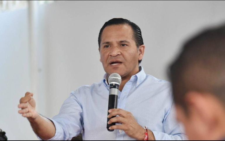 Almaguer se reunió con trabajadores del Rastro de Guadalajara, donde presentó tres compromisos a favor de los mismos. FACEBOOK / Eduardo Almaguer Ramírez