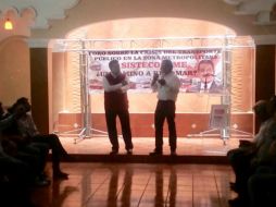 Lomelí prometió una mesa de diálogo para que los extrabajadores de Sistecozome decidan si requieren una pensión o una liquidación, según sea el caso. TWITTER / @DrCarlosLomeli