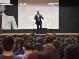 El abanderado dijo también, que de obtener el triunfo el próximo 1 de julio, impulsará una academia de arte urbano. EL INFORMADOR / R. Bobadilla