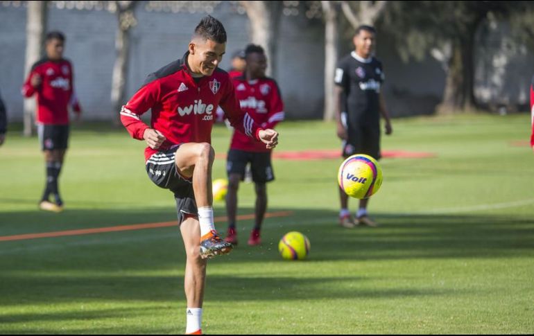 Hace unas horas se hizo oficial el traspaso de Reyes del Atlas al América. TWITTER / @ClubAmerica