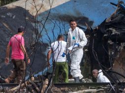 El accidente aéreo ocurrió al mediodía del viernes, cuando un Boeing 737 se estrelló en una zona de cultivos minutos después de despegar del aeropuerto internacional José Martí de La Habana. AP / D. Boylan