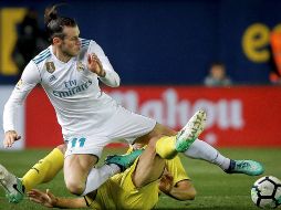 Bale (I) anotó el primer gol del partido al minuto 11. EFE/D. Castelló