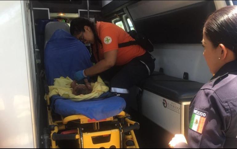 Los bebés y sus madres, fueron enviados al Hospital General de Zapopan, donde ya reciben las atenciones pertinentes. ESPECIAL/