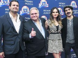 Espectáculos. Bremer (c) estuvo presente en la premier de la cinta “108 costuras”, en el Conjunto de Artes Escénicas. EL INFORMADOR