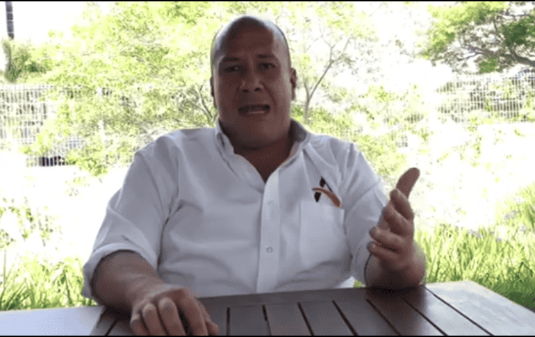 Alfaro compartió el mensaje mediante un video en sus redes sociales. FACEBOOK / Enrique Alfaro Ramírez